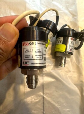 STASET 压力传感器EA15D-26 SN 295 A 议价