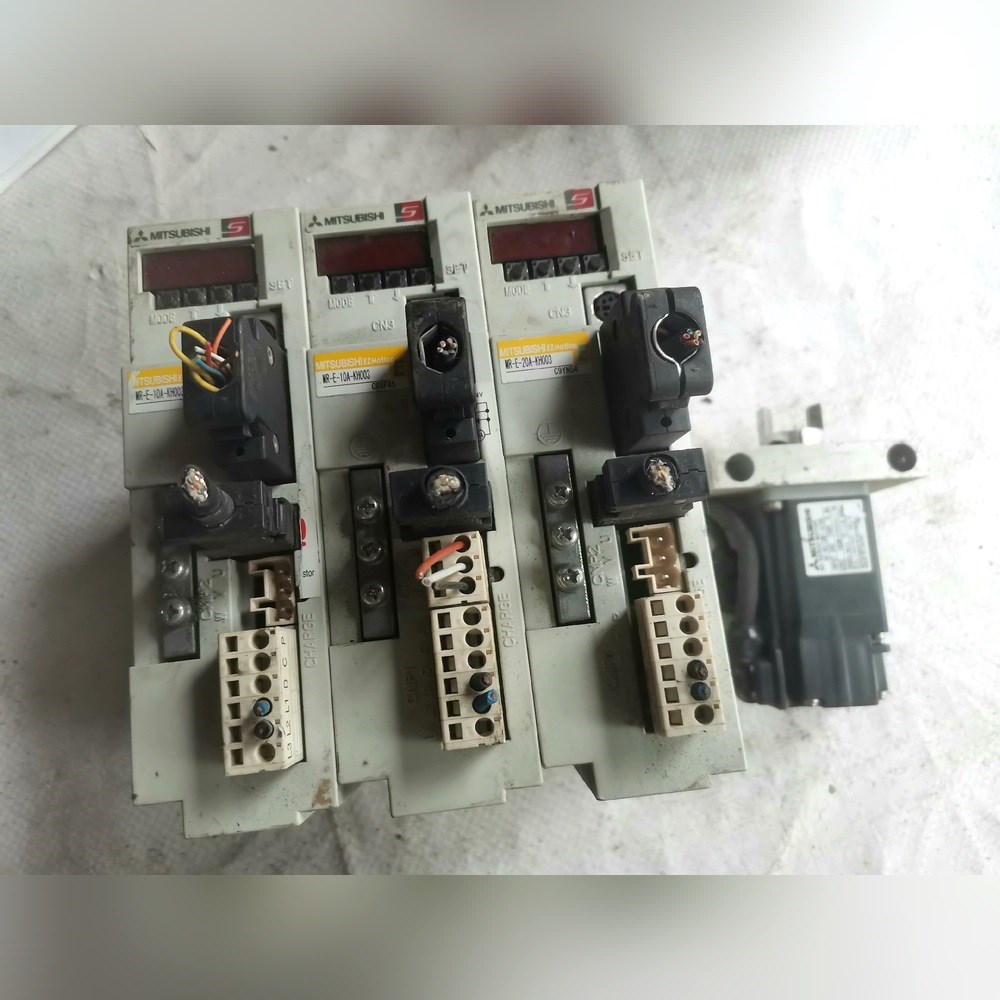 MR-E-10A-KH003有两个HF-KE13W1-S1 议价