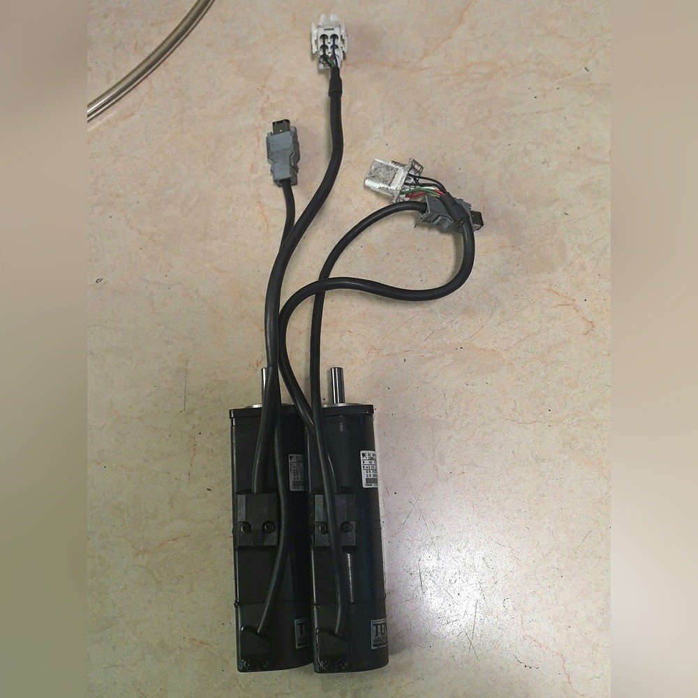 安川伺服电机 SGMAH-01AAA2B 包好90V 刹 议价