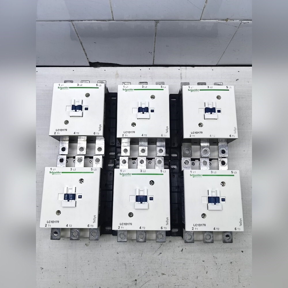 九成新施耐德LC1D170接触器线圈电压220伏的成色好触 议价