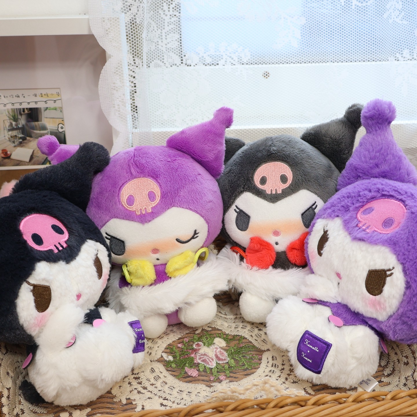 日本正版Sanrio三丽鸥 库洛米淘气烦恼歪头偷笑表情坐姿毛绒公仔,玩具/童车/益智/积木/模型,毛绒/玩偶/公仔/布艺类玩具,淘宝优惠券,粉丝福利购,淘宝优惠卷