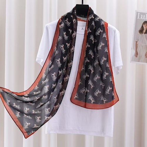 2025新款时尚薄款围巾波点丝巾夏季防晒披肩女士长巾黑色马车领巾