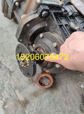 新源轮式挖掘机C75W挖机加强变速箱上传动箱总成45X65X16油封配件