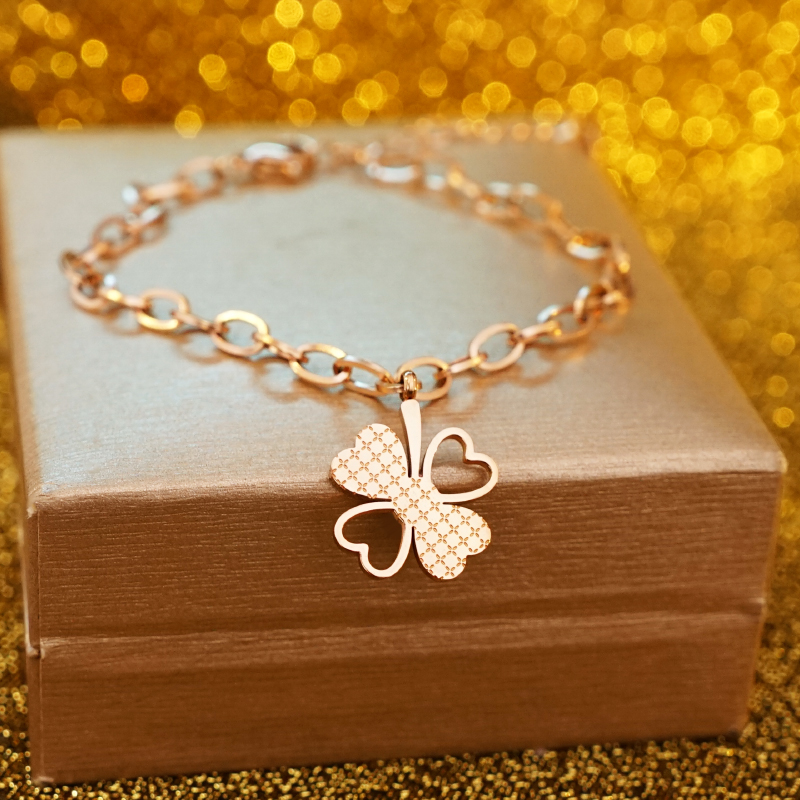 幸运四叶草钛钢女手链时尚不掉色