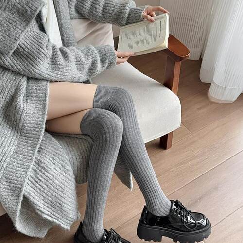 灰色过膝袜当秋裤护膝袜秋冬保暖显瘦潮流韩系甜酷少女堆堆小腿袜
