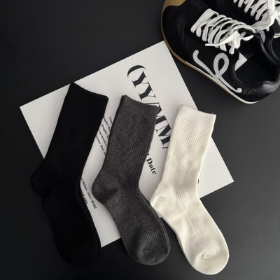 韩系简约精梳棉透气女中筒堆堆袜