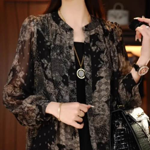 2025春季衬衫显瘦开衫设计感