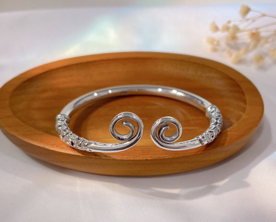 足银999.9纯银开口祥云紧箍咒设计时尚小众手镯个性精致男女手镯