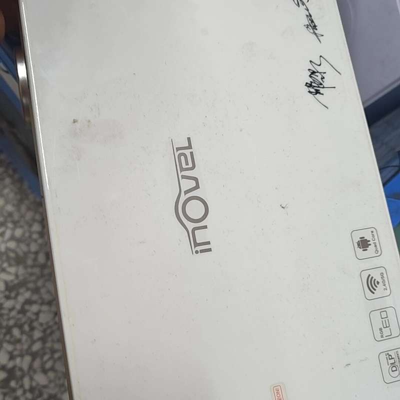inOVEL W1智能无屏电视,实物拍的,型号W1,输入电压--议价商品