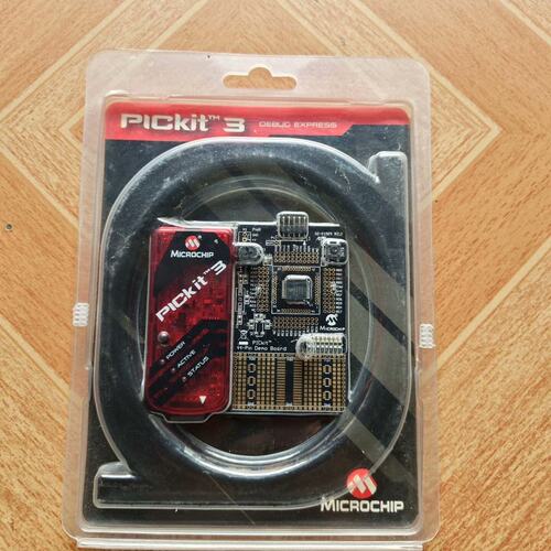 Microchip原装Pickit3仿真器 PG164130--议价商品