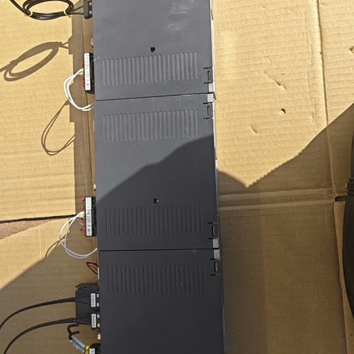 三菱伺服驱动器MR-JE-4B，400W，功能包好，实物拍摄--议价商品