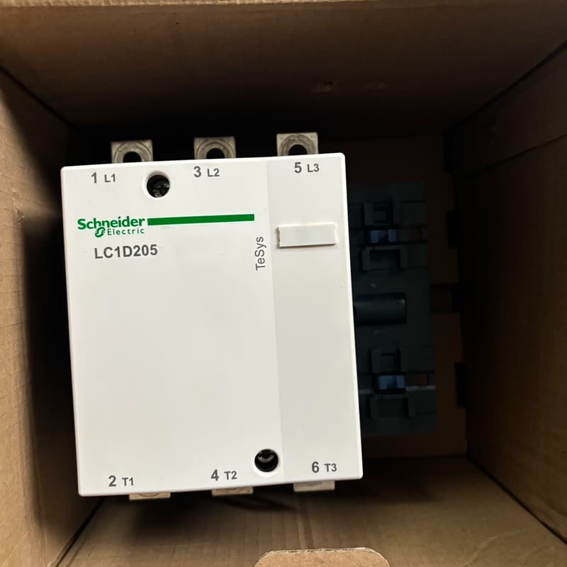 施耐德LC1D205交流接触器 电压220V,触点全新,有外--议价商品