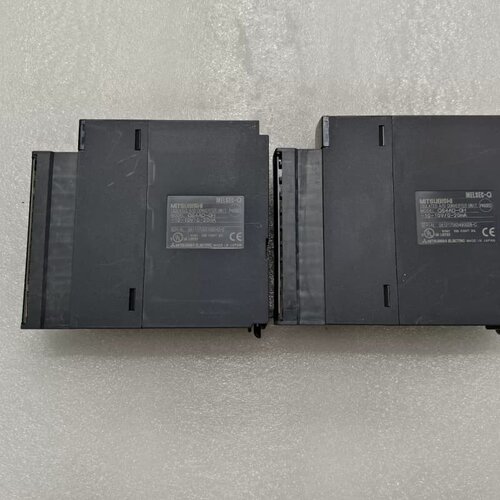三菱PLC模块Q64AD-GH，原装拆机，成色几乎全新，外观--议价商品
