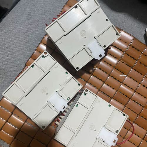 三菱PLC FX1S-30MR-001，成色如图漂亮，功能包--议价商品