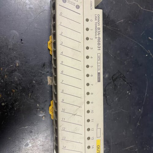 PLC 模块接线端子排 XW2C-20G5-IN16--议价商品