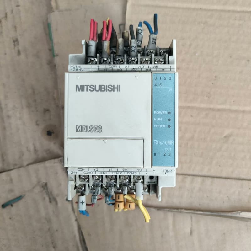 三菱FX1S-10MR一台出，100包邮包好用，非功能问题不--议价商品