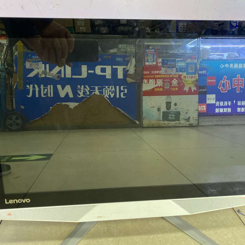 95新联想aio-700-24agr，四核，8G，2G显卡。--议价商品