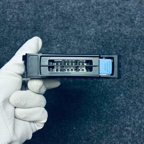 85个】全新TYAN 3.5寸2.5寸硬盘支架--议价商品