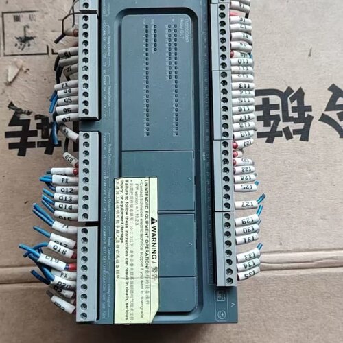 施耐德PLC TM200C60R 拆机件 输入100-240--议价商品