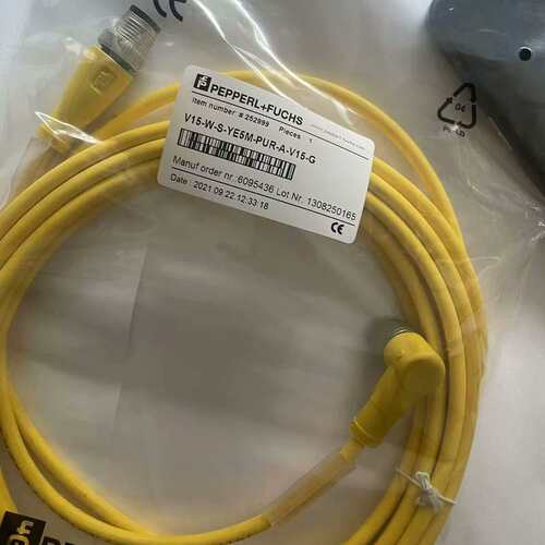 倍加福传感器连接线缆原装正品全新V1-G-S-BK1M-PU--议价商品