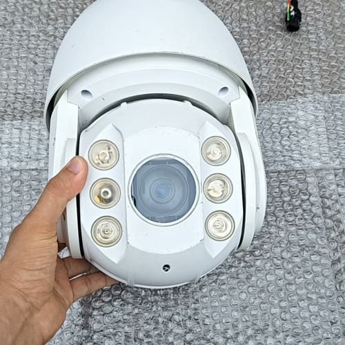 大华球机200万20倍光学变焦球机。带电源支架。画质特别清楚--议
