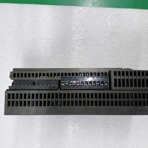 西门子S7-200 PLC CPU模块，型号216-2AD2--议价商品