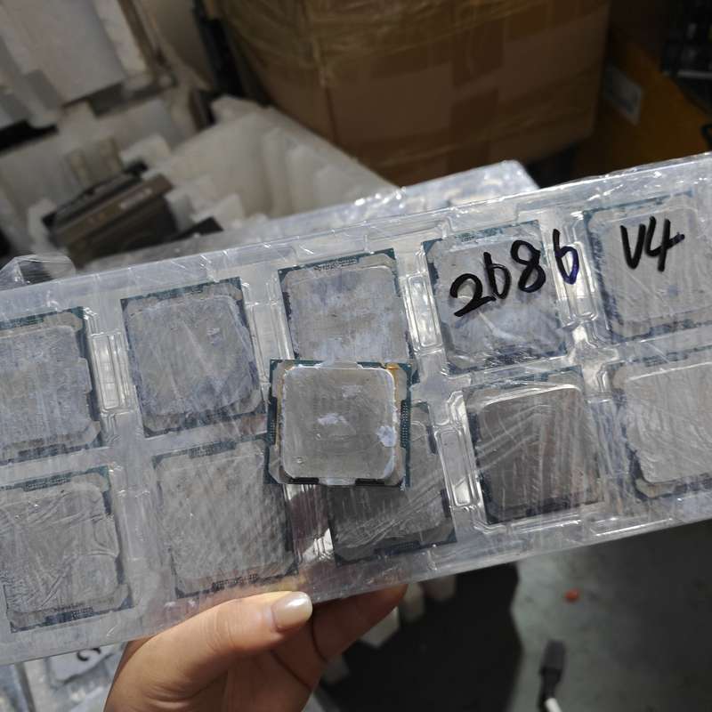 Intel Xeon E5-2686V4 CPU，16核32--议价商品