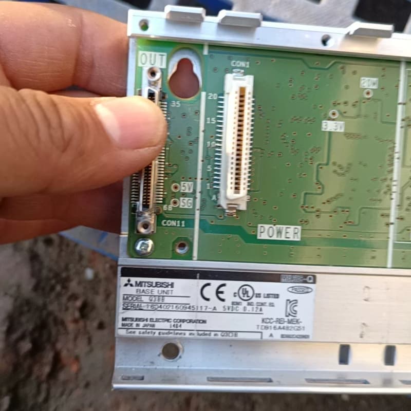 三菱PLC电源基板地板Q38B,二手拆机,成色如图,功能包好--议价