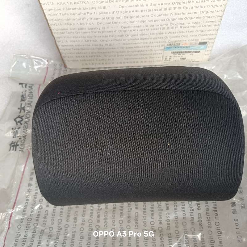 锐后排中间头枕,原厂全新,感兴趣点我想要和我私聊吧--议价商品