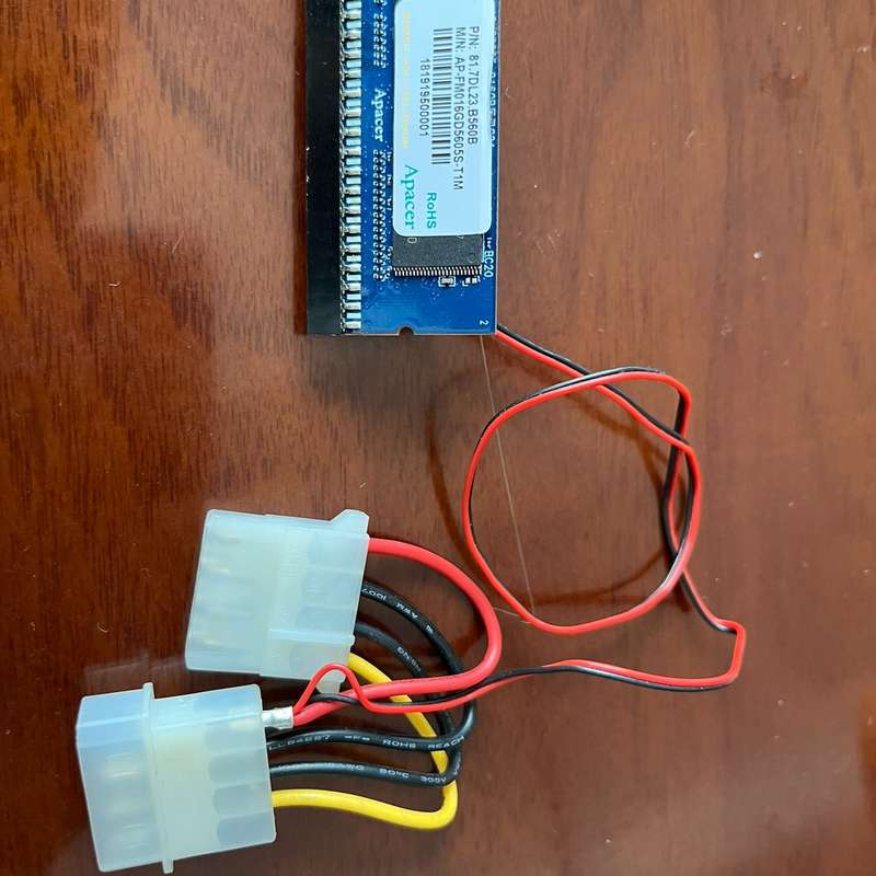 Apacer16G电子硬盘，IDE接口，带线--议价商品