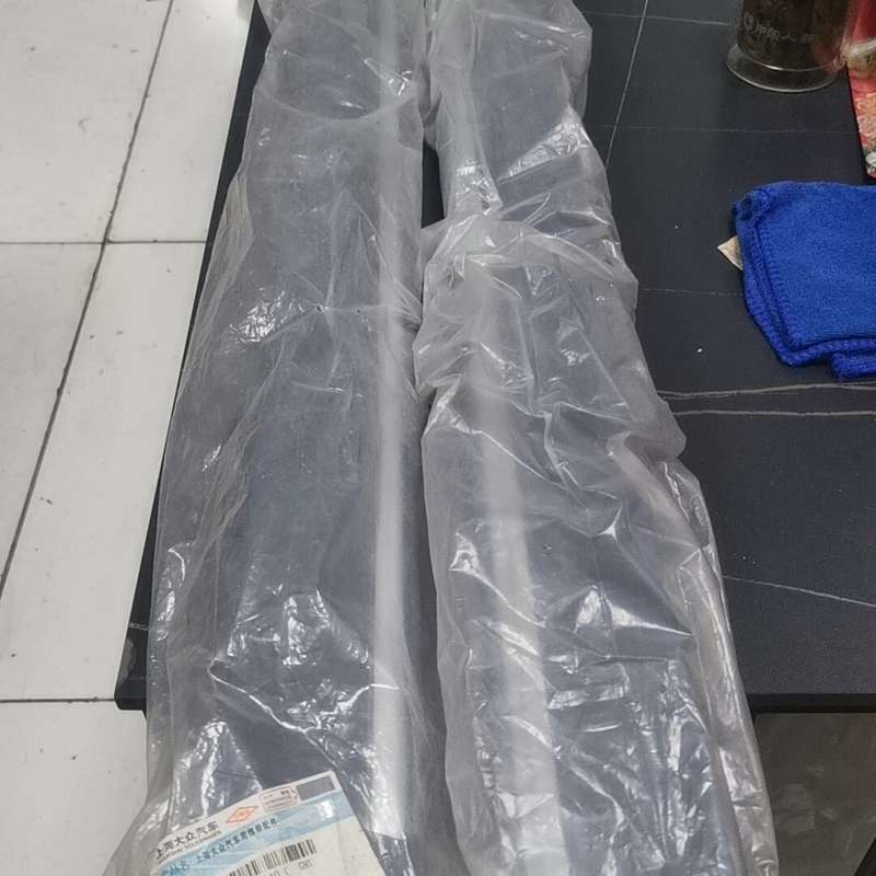 大众桑塔纳3000志俊车门饰条--议价商品
