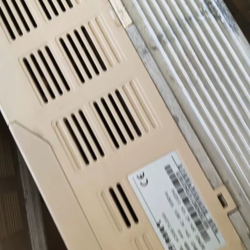 伟创AC80B变频器七台，两台4KW，一台5.5KW，面板按--议价商品