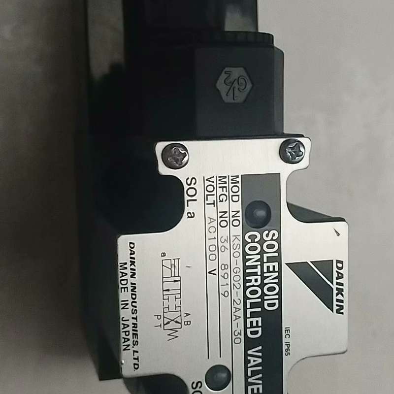 DAIKIN电磁阀KSO-G02-2AA-30全新原厂件现货--议价商品