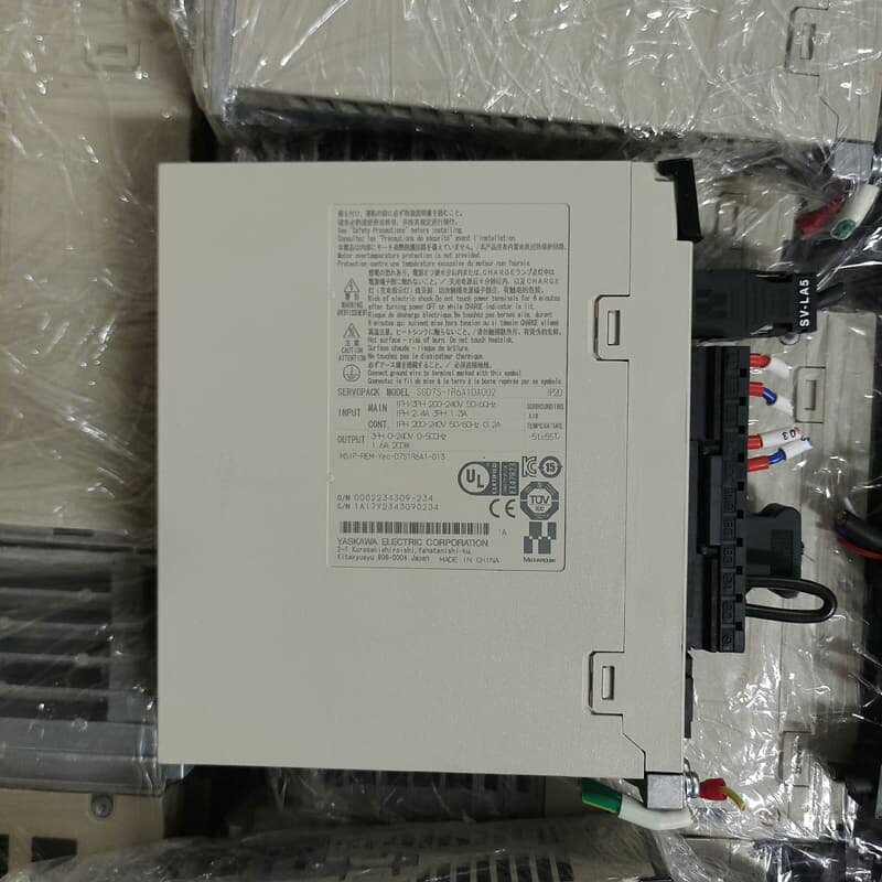安川总线驱动器SGD7S-1R6A10A002,二手拆机,功--议价商品