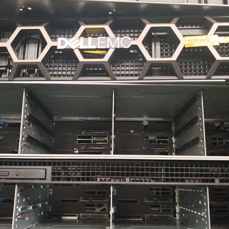 DELL EMC NX3240 服务器机箱--议价商品