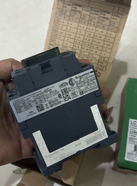 施耐德直流接触器LC1D12BL，12A，直流24V，全新原--议价商品