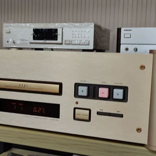 TEAC第一音响VRDS-20 TEAC 20机！带遥--议价商品