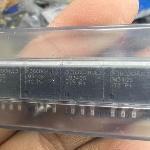 LM340S-12稳压管43个，打包价129元包邮，C8--议价商品