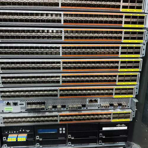思科N5K-C5672UP-16G 48口万兆，6口40G--议价商品