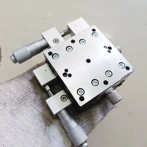 十字精密， XY轴微调平台，千分尺手调 ，精密工作台--议价商品