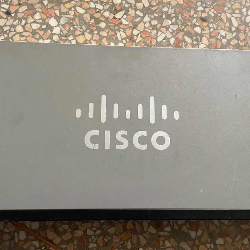 CISCO SF300-48 48口百兆交换机--议价商品
