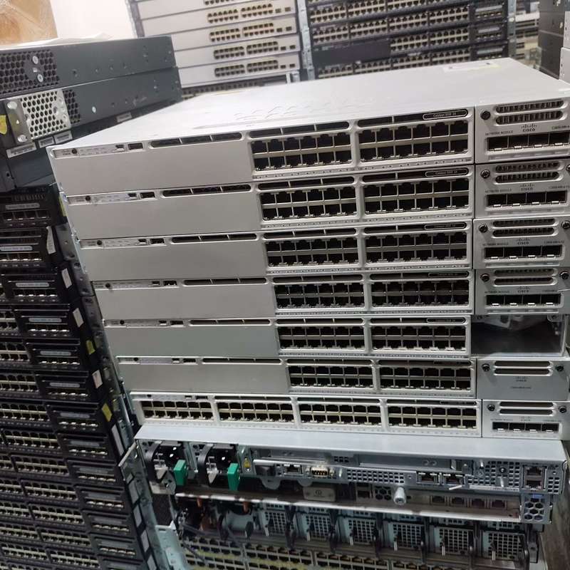 思科WS-C3850-24T-E 24口千兆交换机。成色不错--议价商品