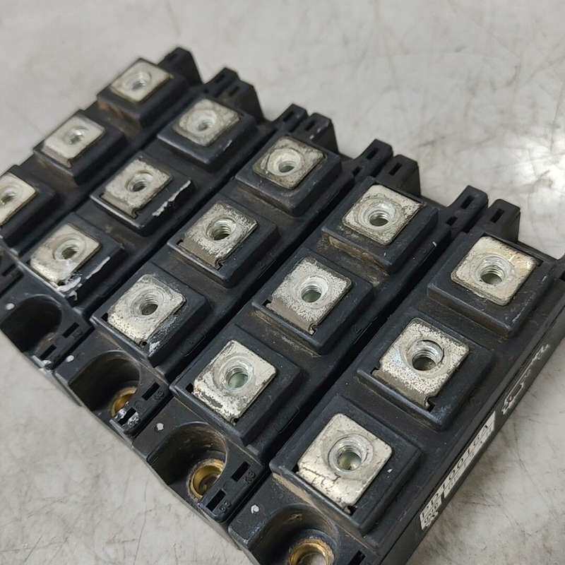10016A,变频整流半桥模块,成色如图,拆机,已测试,--议价商品