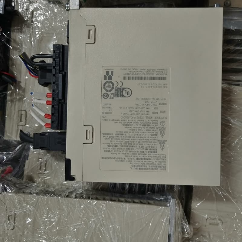 安川总线驱动器SGD7S-R90A10A002,二手拆机,功--议价商品