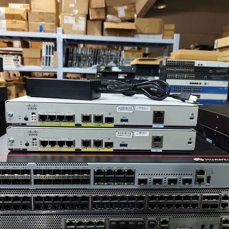 思科C1111-4P 千兆路由器，带原装电源，成色不错，测--议价商品