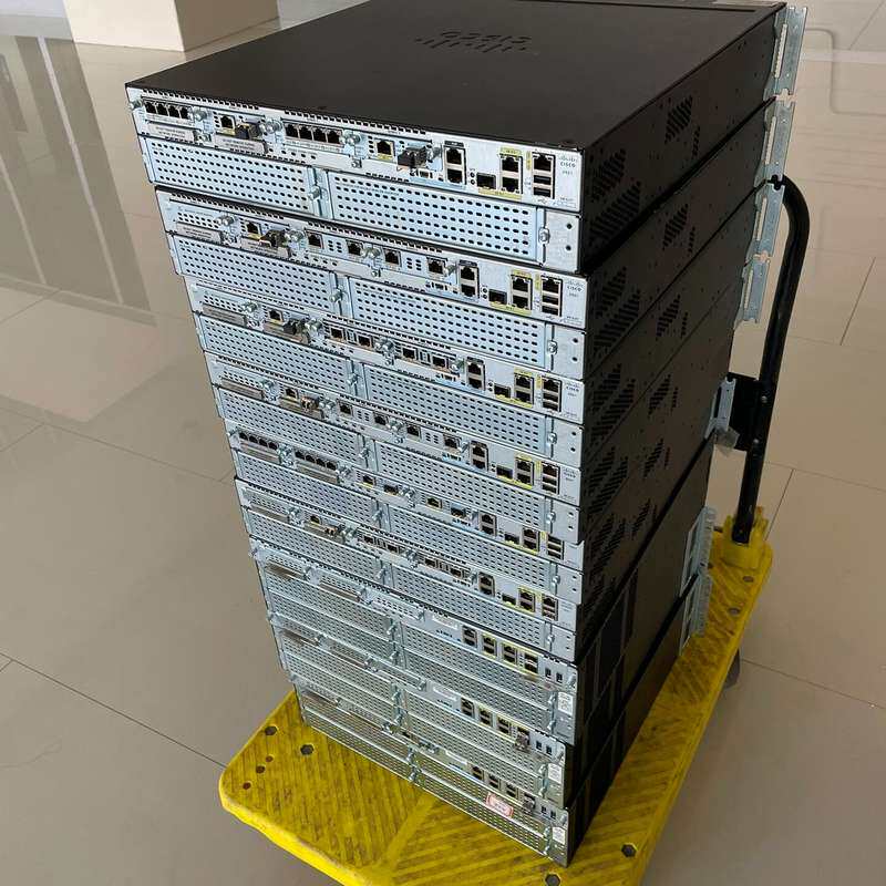 Cisco思科 2921/K9 2921 企业级千兆路由器--议价商品