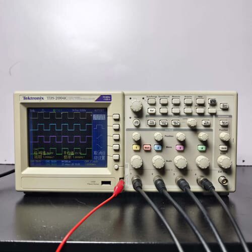 Tektronix泰克TDS2004C四通道示波器，70MH--议价商品