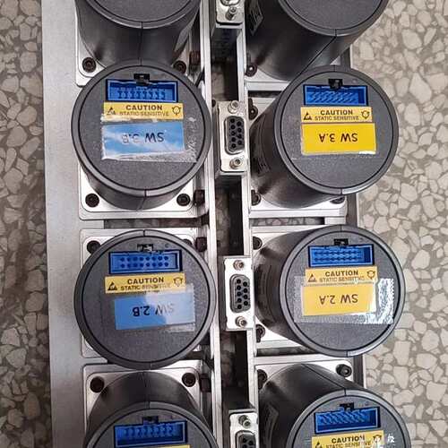 安捷伦L7104A+SP4T同轴开关，DC到20GHz+++--议价商品