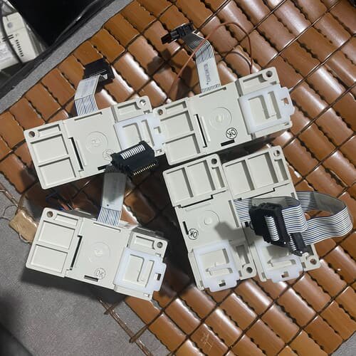 三菱PLC FX3U-1PG，成色如图漂亮，功能包好，便宜出--议价商品