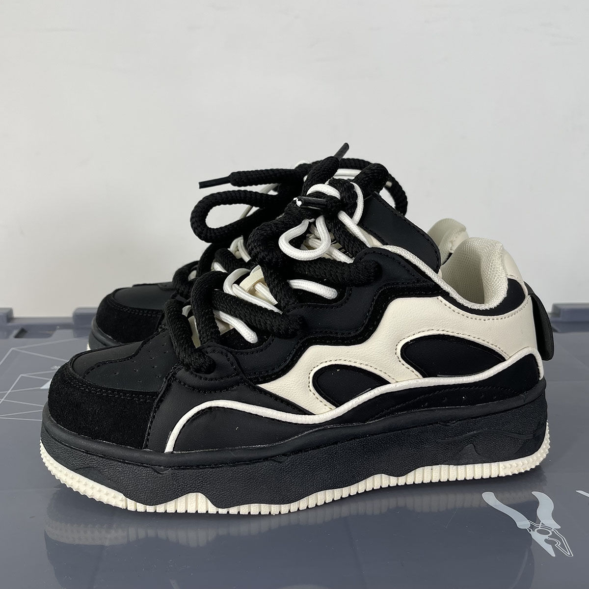 十年老店网红厚底面包鞋男